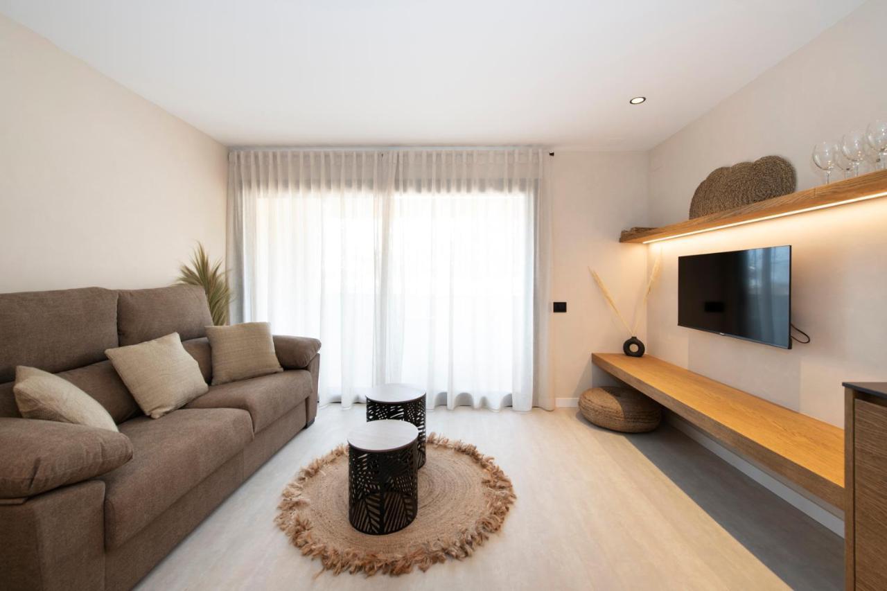 Apartamentos Marplana กาสเตย์เดเฟลส์ ภายนอก รูปภาพ