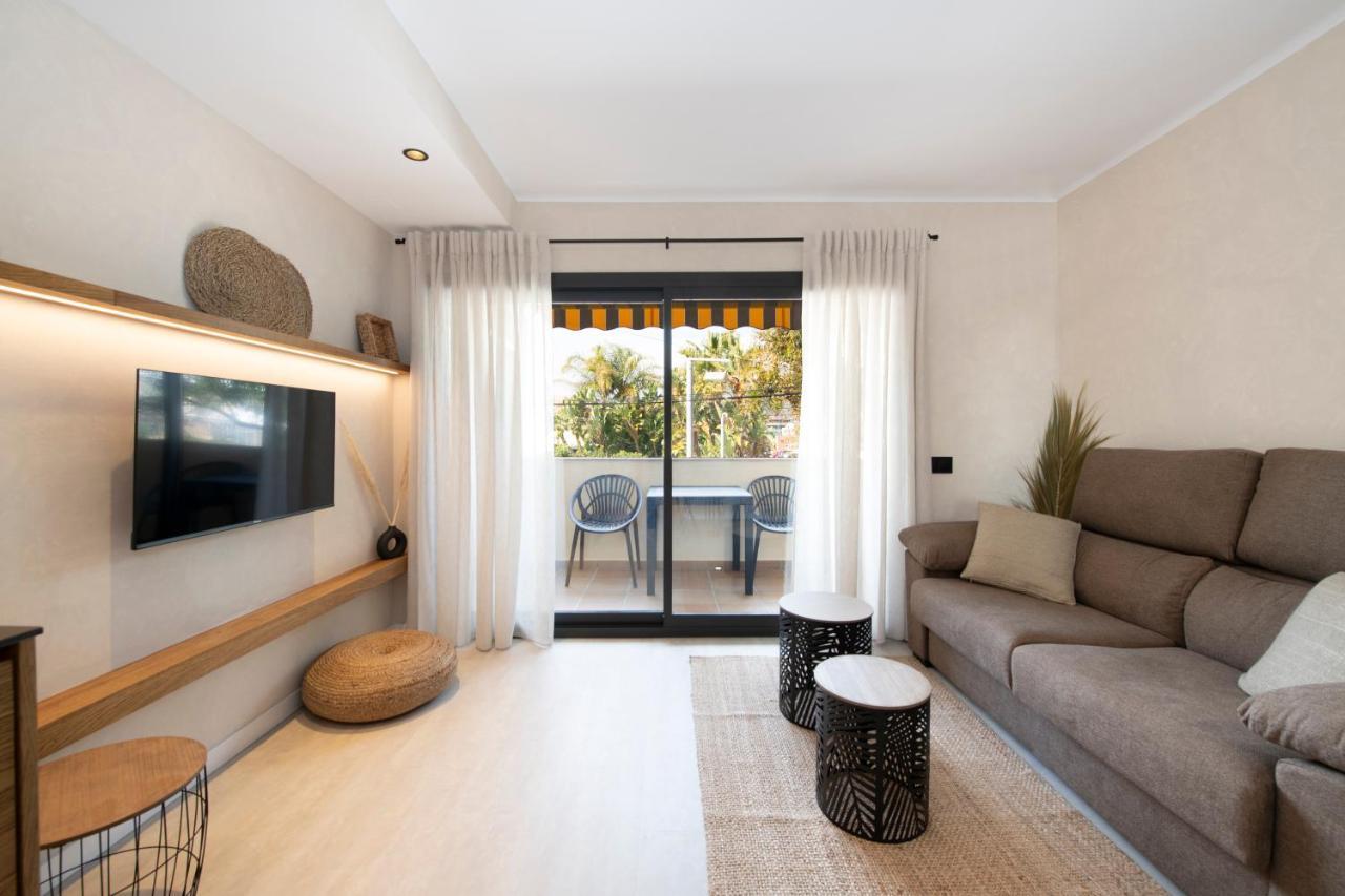 Apartamentos Marplana กาสเตย์เดเฟลส์ ภายนอก รูปภาพ