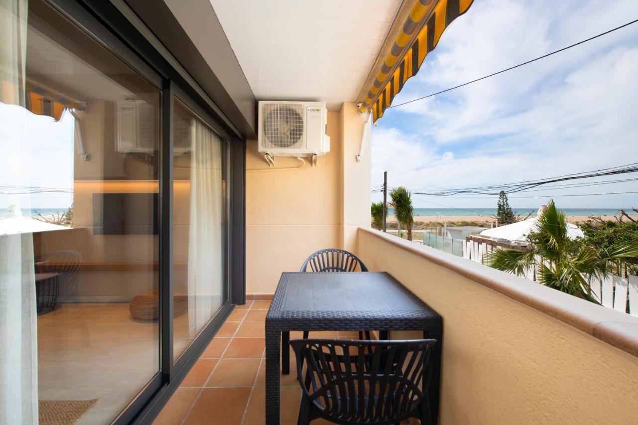 Apartamentos Marplana กาสเตย์เดเฟลส์ ภายนอก รูปภาพ